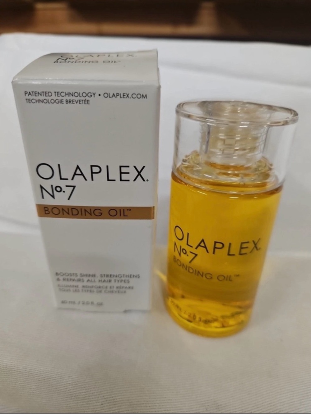 OLAPLEX No.7 Bonding Oil - Clear Bottle with Golden Yellow Oil